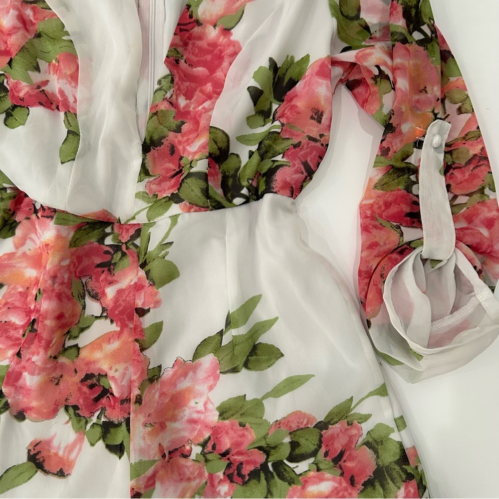 NEW Showpo Floral Romper Size 8 AU & US 4 - Picture 3 of 11